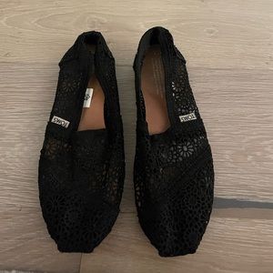 Toms black flats